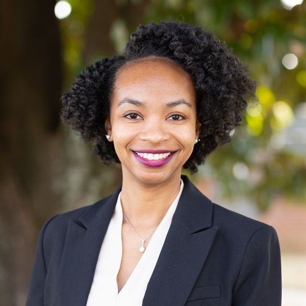 Rochelle Headshot 2026