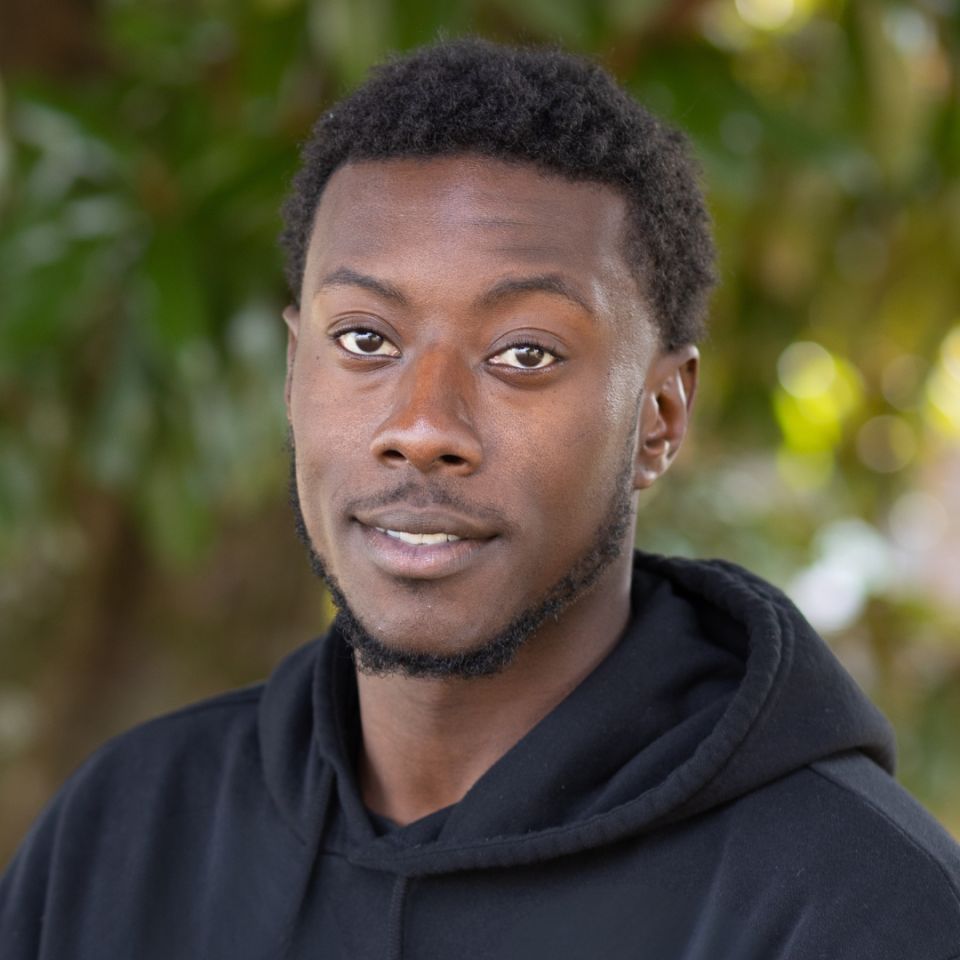 Taboris Headshot Edited